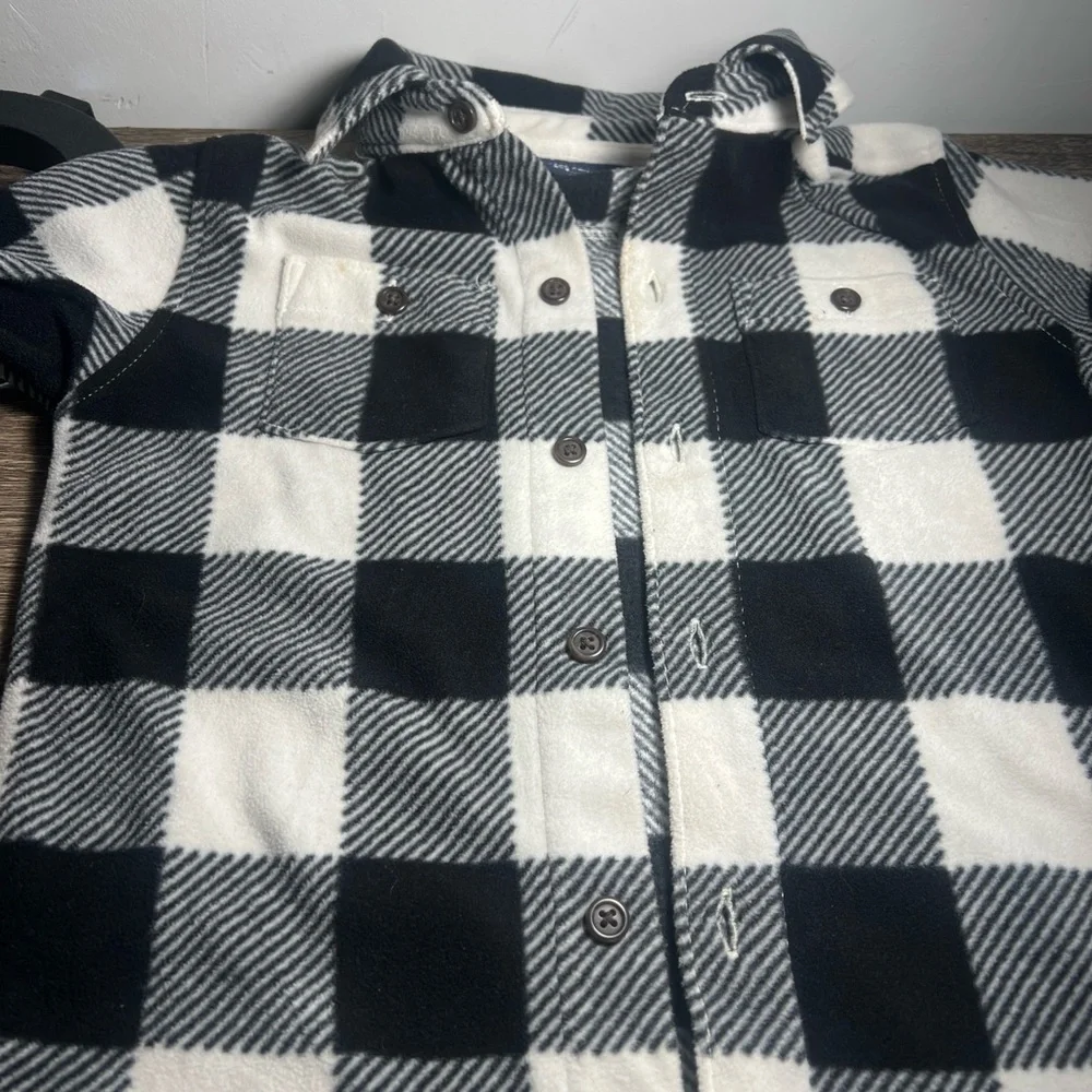 Children’s Place‎ Black and White Flannel 3T